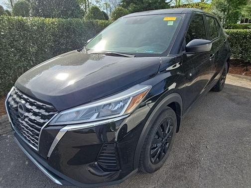 2023 Nissan Kicks S