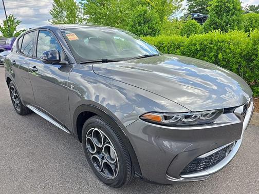 Grigio 2024 Alfa Romeo Tonale Ti