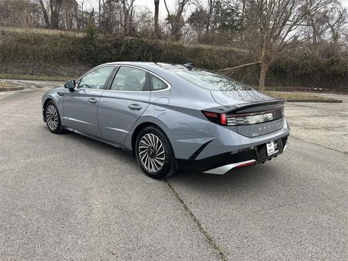 2024 Hyundai SONATA Hybrid Limited