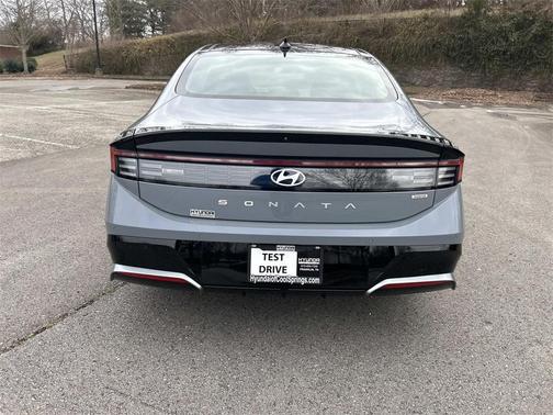 2024 Hyundai SONATA Hybrid Limited