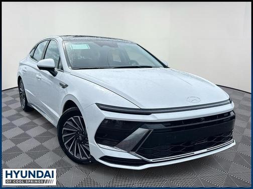 2025 Hyundai SONATA Hybrid Limited