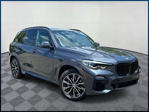 Gray Metallic 2021 BMW X5 xDrive40i