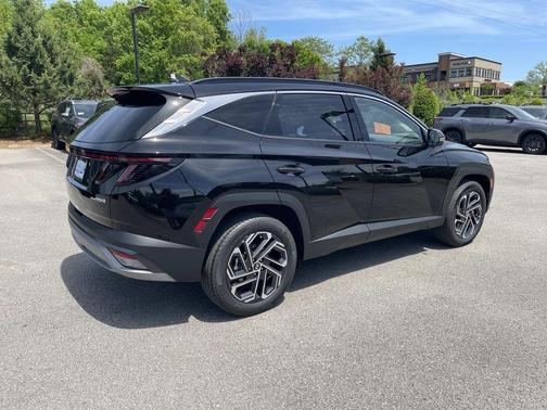 Ash Black 2026 Hyundai TUCSON Hybrid Limited
