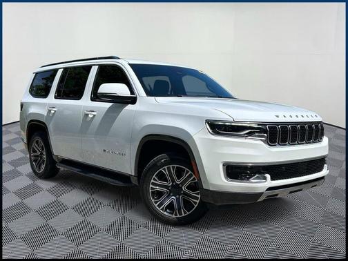 Bright White Clearcoat 2022 Jeep Wagoneer Series III