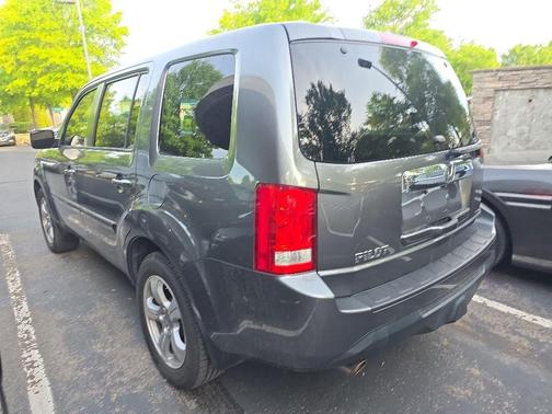 Gray 2012 Honda Pilot EX-L