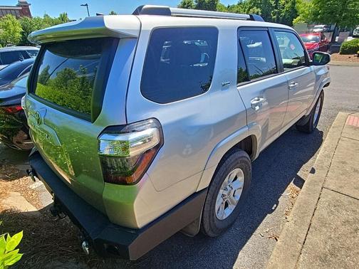 Classic Silver Metallic 2021 Toyota 4Runner SR5