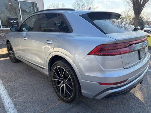 Florett Silver Metallic 2020 Audi Q8 55 Premium Plus
