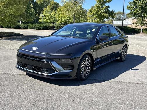 2024 Hyundai SONATA Hybrid Limited