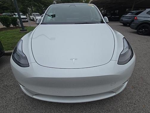 2024 Tesla Model Y Performance