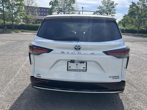 2023 Toyota Sienna Platinum 7 passenger
