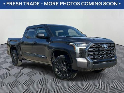 2024 Toyota Tundra Hybrid Platinum