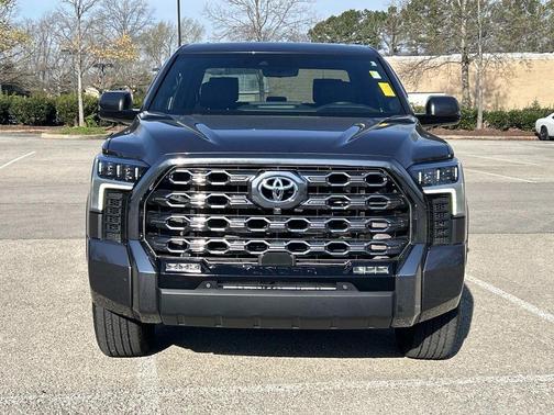 2024 Toyota Tundra Hybrid Platinum