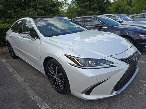 White Pearl 2022 Lexus ES 350 Base