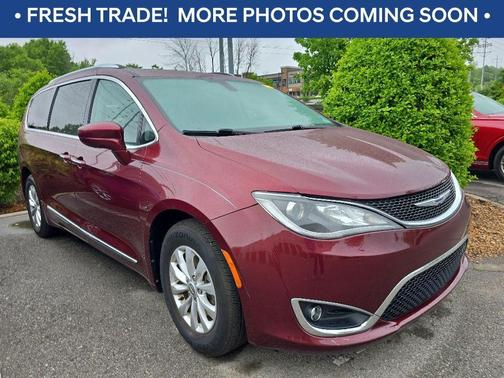 Velvet 2018 Chrysler Pacifica Touring-L Plus