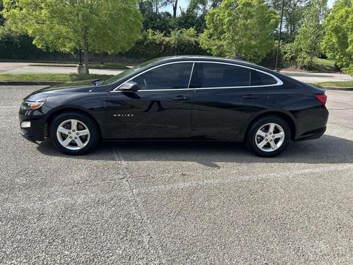 Black Metallic 2023 Chevrolet Malibu 1LS