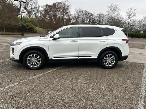 2019 Hyundai SANTA FE 2.4 SE