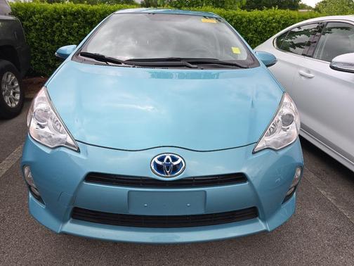 Summer Rain Metallic 2013 Toyota Prius c Four
