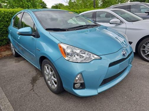 Summer Rain Metallic 2013 Toyota Prius c Four