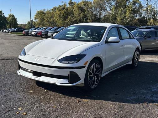2025 Hyundai IONIQ 6 SEL