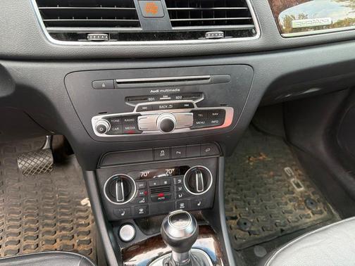 Monsoon Gray Metallic 2016 Audi Q3 2.0T Premium Plus