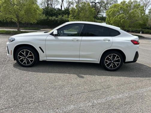 Alpine White 2024 BMW X4 xDrive30i