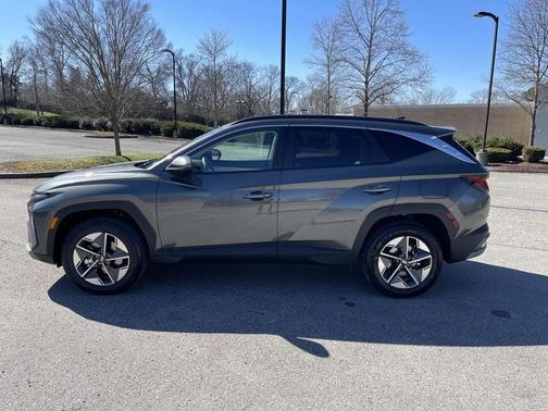 Amazon Gray 2026 Hyundai TUCSON Hybrid SEL