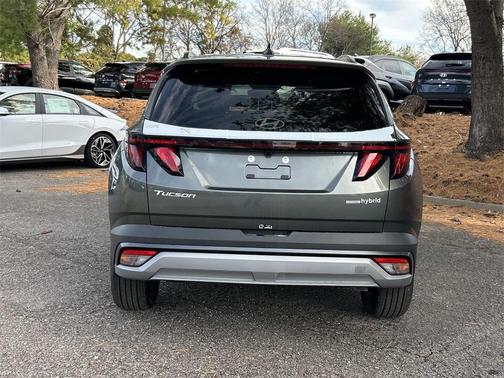 2026 Hyundai TUCSON Hybrid SEL