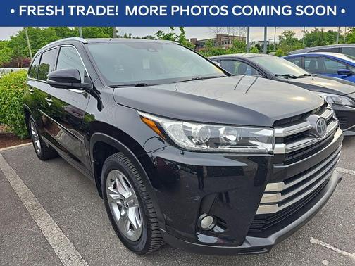 Midnight Black 2017 Toyota Highlander Limited