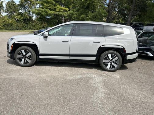 Cyber Gray 2026 Hyundai IONIQ 9 SEL