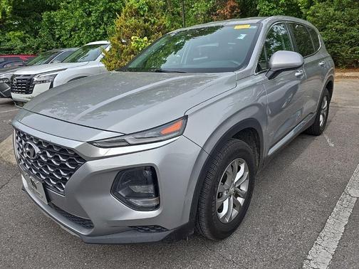 Shimmering Silver Pearl 2020 Hyundai SANTA FE 2.4 SE