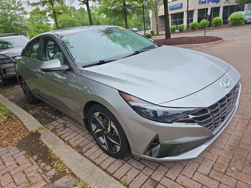 Shimmering Silver 2022 Hyundai ELANTRA Limited