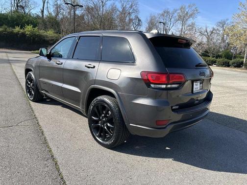 2020 Jeep Grand Cherokee Altitude