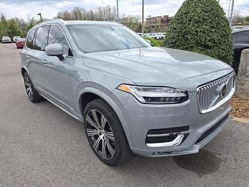 2025 Volvo XC90 B6 Plus 7-Seater