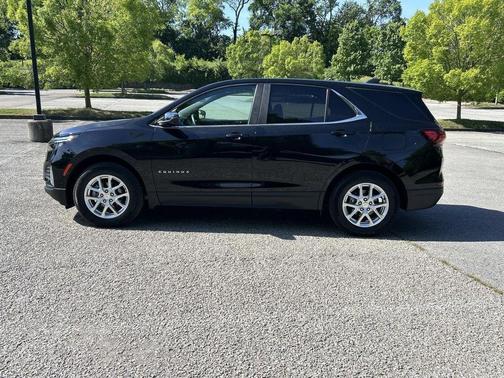 Black Metallic 2024 Chevrolet Equinox LT
