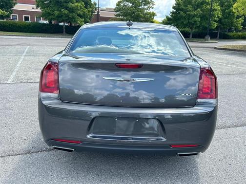 2017 Chrysler 300 S