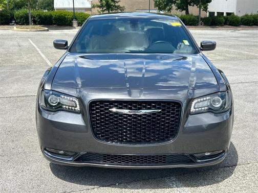 2017 Chrysler 300 S
