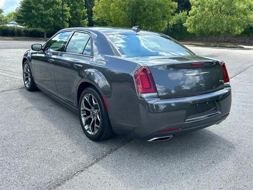 2017 Chrysler 300 S