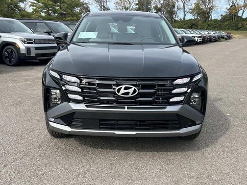 Ash Black 2026 Hyundai TUCSON Hybrid Blue SE