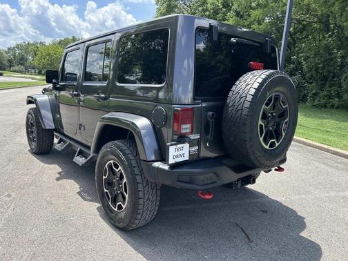 Granite Crystal Clearcoat Metallic 2016 Jeep Wrangler Unlimited Rubicon