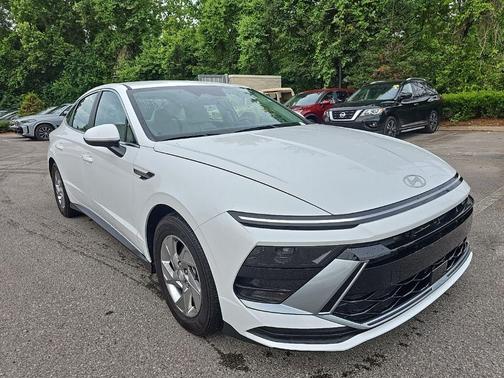 Silver 2025 Hyundai SONATA SE