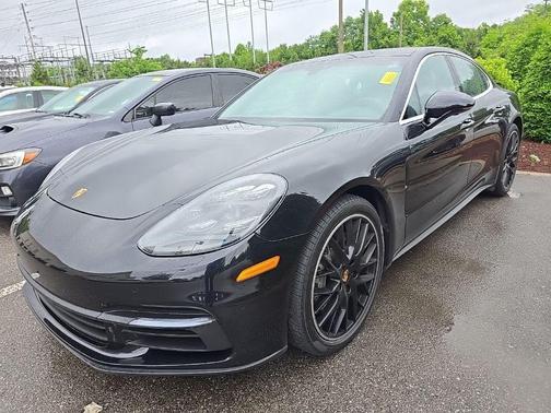 Jet Black Metallic 2020 Porsche Panamera 4S