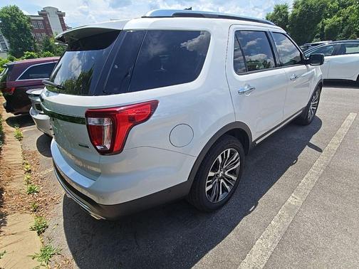 White Platinum Clearcoat Metallic 2016 Ford Explorer Platinum
