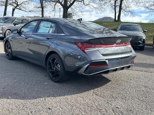 2026 Hyundai ELANTRA SEL