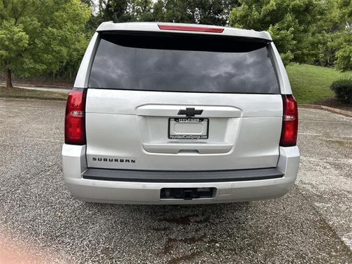 2019 Chevrolet Suburban LT