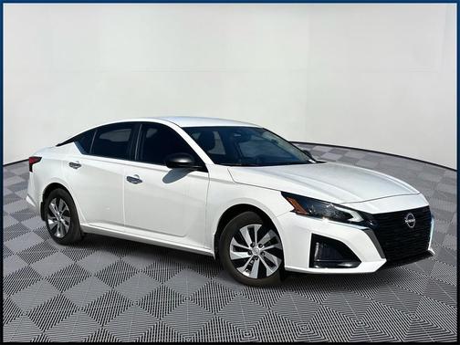 2025 Nissan Altima S