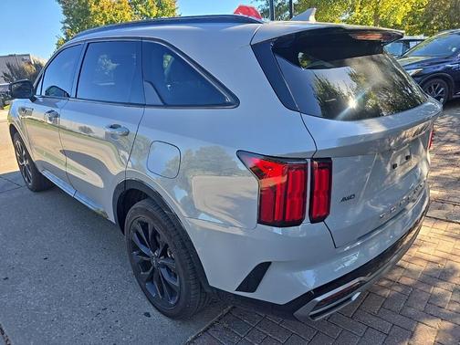 2022 Kia Sorento SX