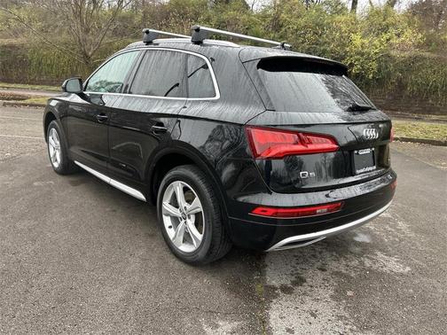 2020 Audi Q5 40 Premium Plus