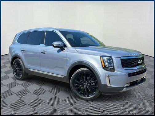 Silver 2022 Kia Telluride SX