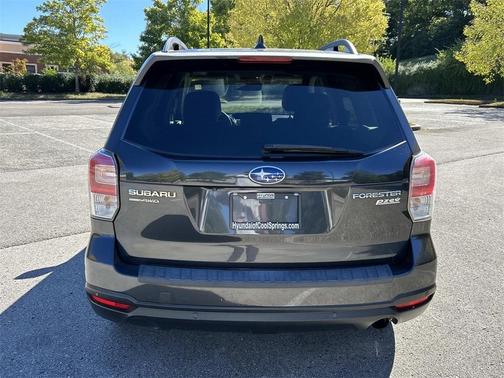 2017 Subaru Forester 2.5i Touring