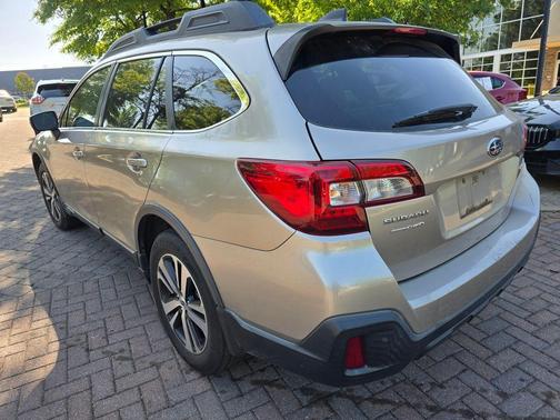 Tungsten Metallic 2018 Subaru Outback 2.5i Limited